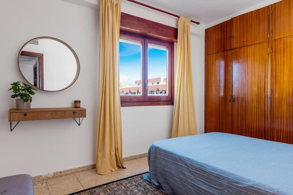 Central Beach Apartment With Free Parking And Pool Марбеля Екстериор снимка